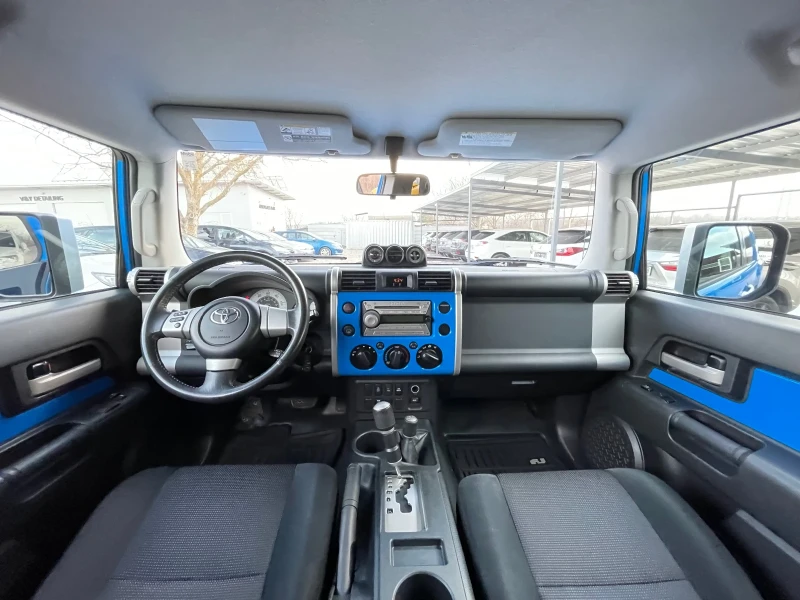 Toyota Fj cruiser 4.0/V6/Automatic/Блокаж диференциал , снимка 14 - Автомобили и джипове - 48811666