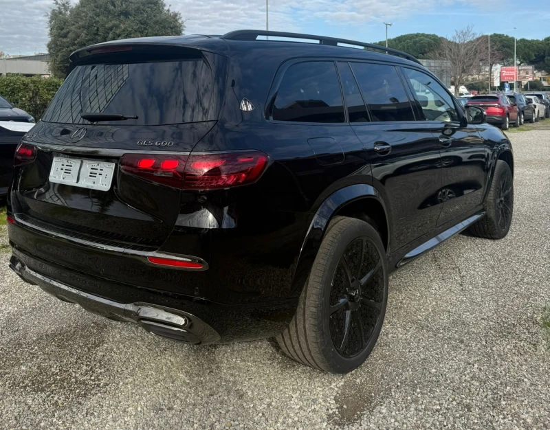 Mercedes-Benz GLS 600 Maybach* Night Series* TV, снимка 3 - Автомобили и джипове - 52576277