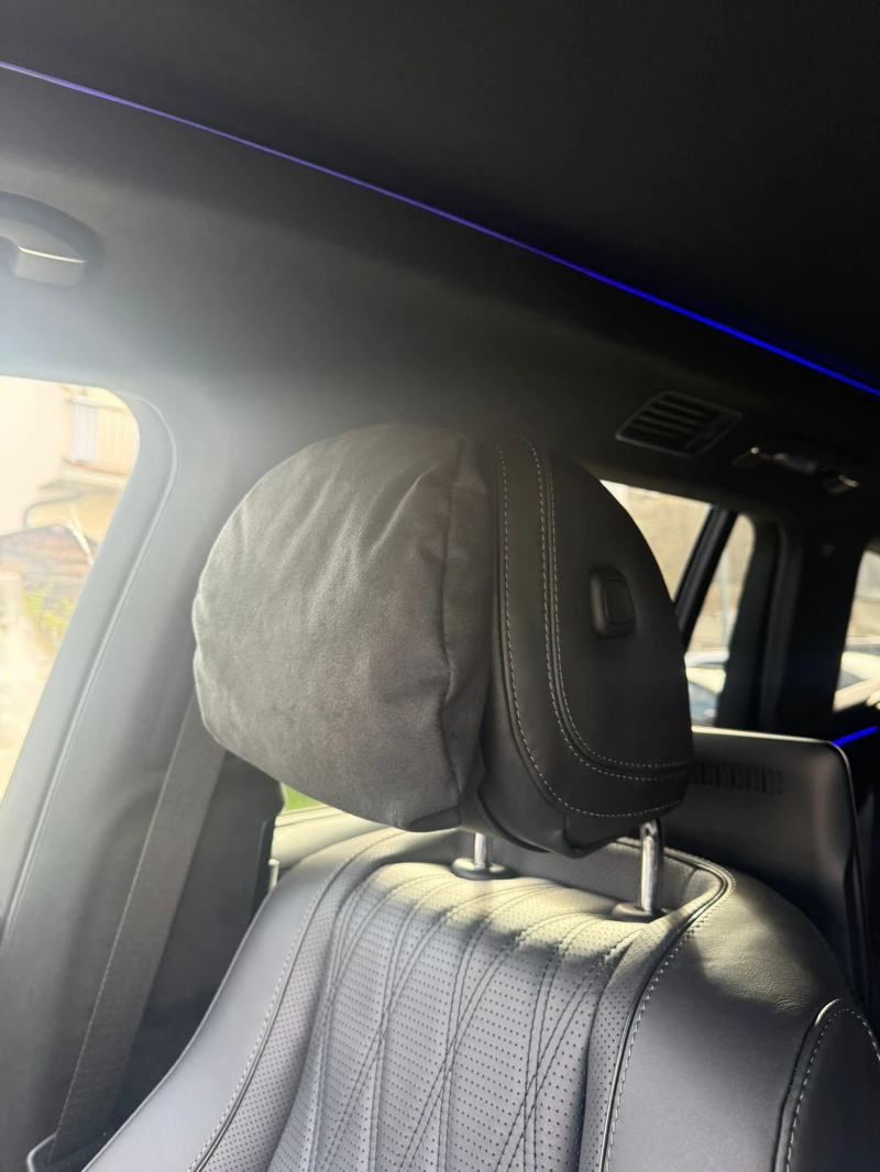 Mercedes-Benz GLS 600 Maybach* Night Series* TV, снимка 11 - Автомобили и джипове - 52576277