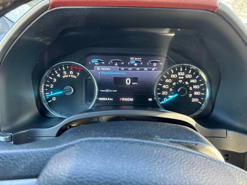 Ford F150 * Platinum 4WD SuperCrew 5.5&#39; Box * CARFAX * Б, снимка 8 - Автомобили и джипове - 52778790