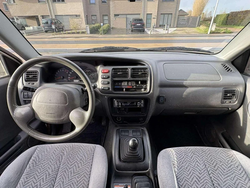 Suzuki Grand vitara 1.6, снимка 6 - Автомобили и джипове - 52873803