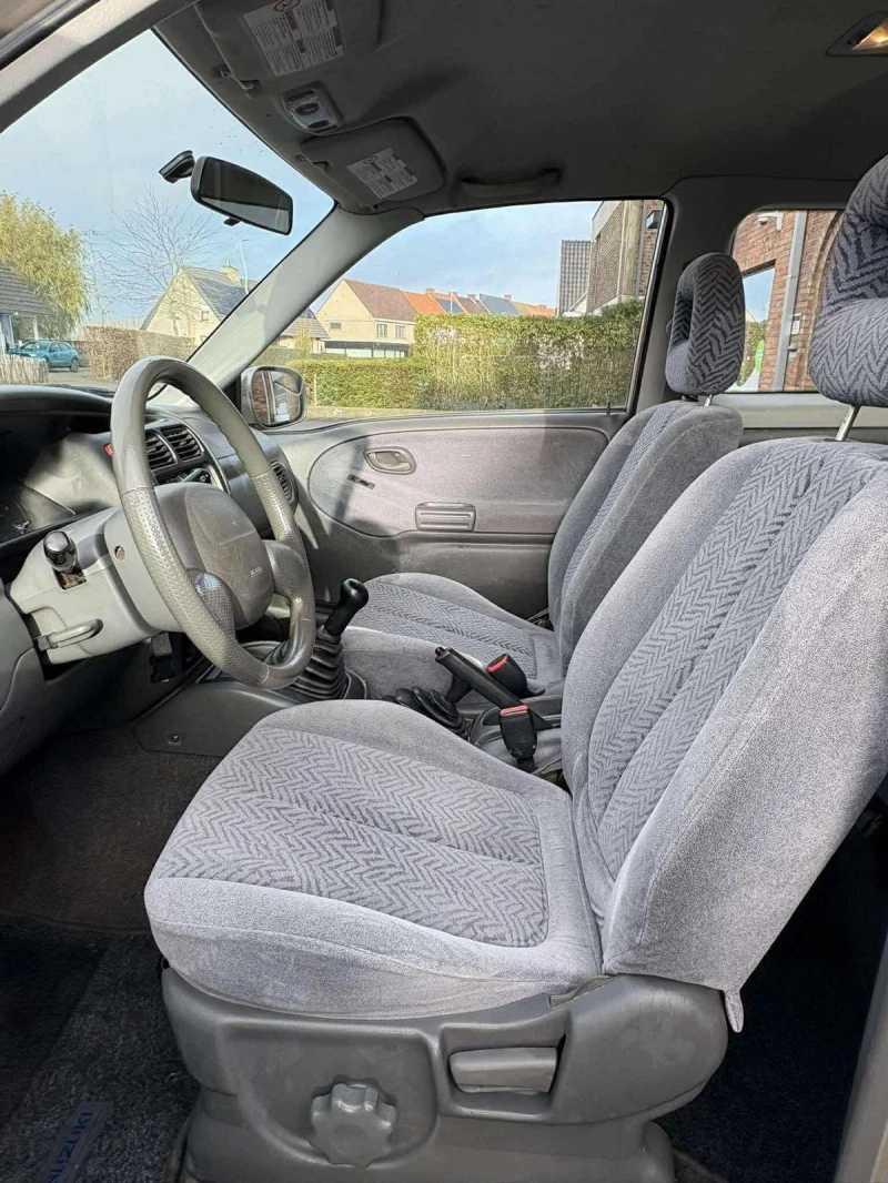 Suzuki Grand vitara 1.6, снимка 4 - Автомобили и джипове - 52873803