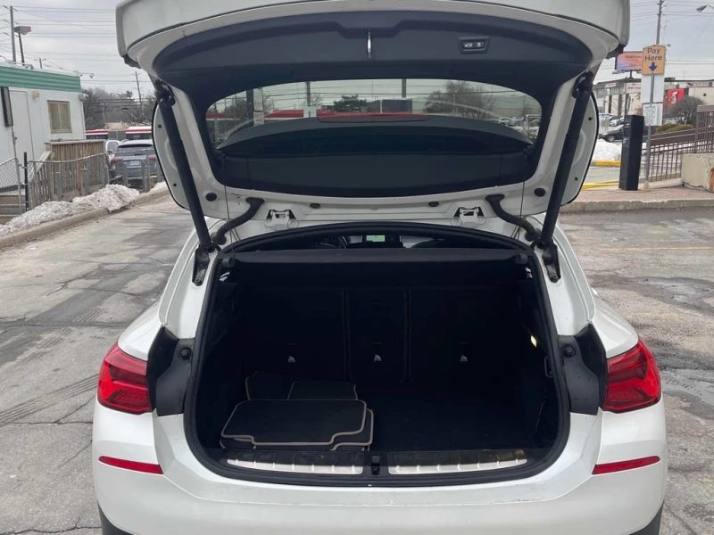 BMW X2 xDrive28i  CARFAX, снимка 11 - Автомобили и джипове - 53097246
