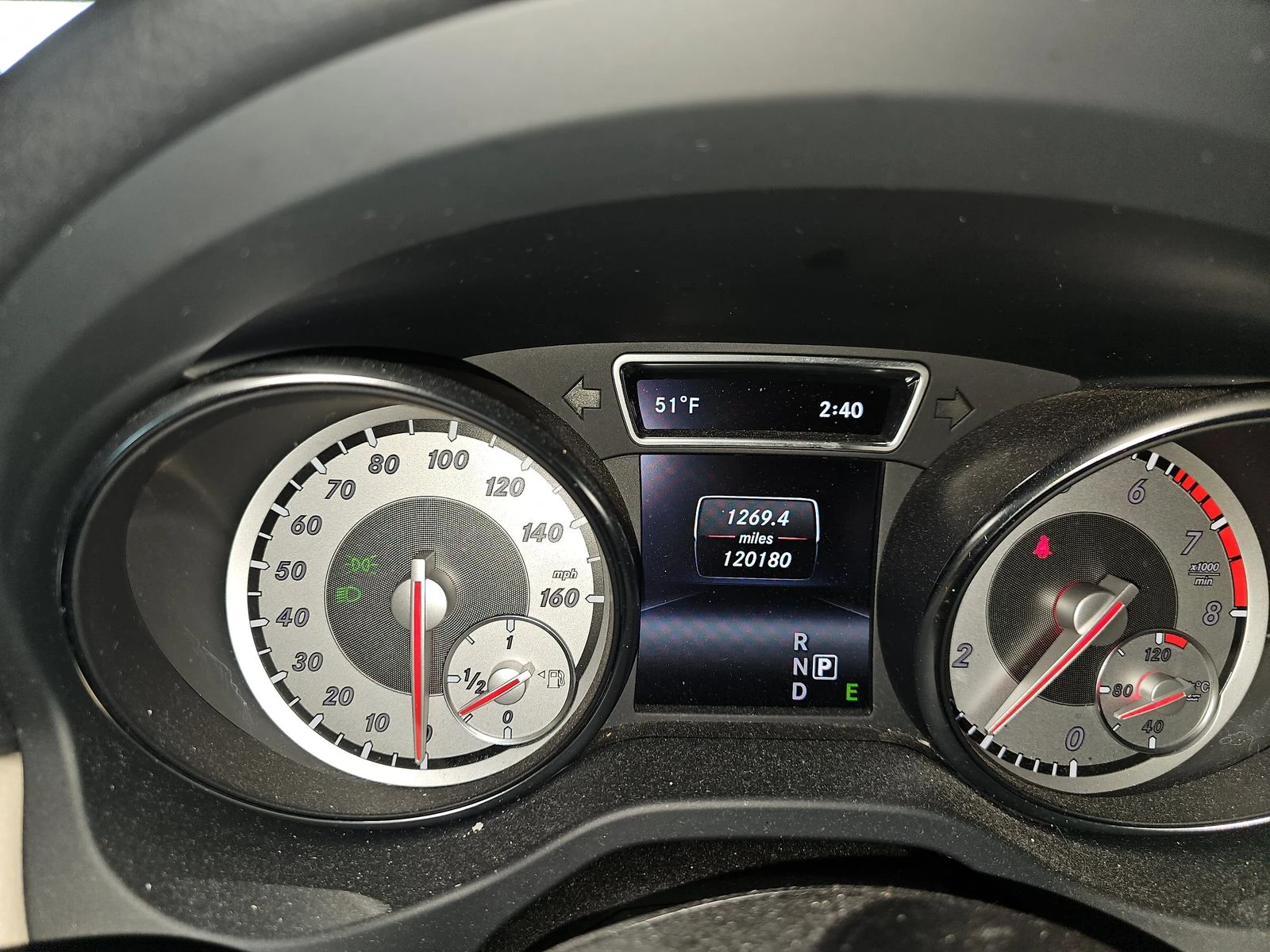 Mercedes-Benz GLA 250 Harman* подгрев* камера* 1 собственик - изображение 7
