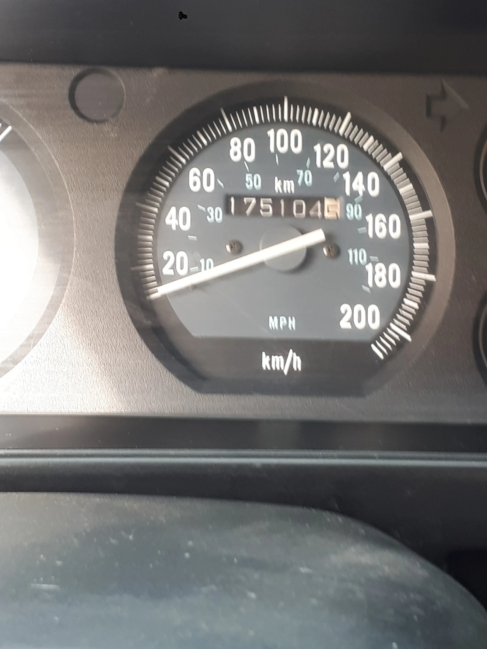 Jeep Cherokee  - изображение 7