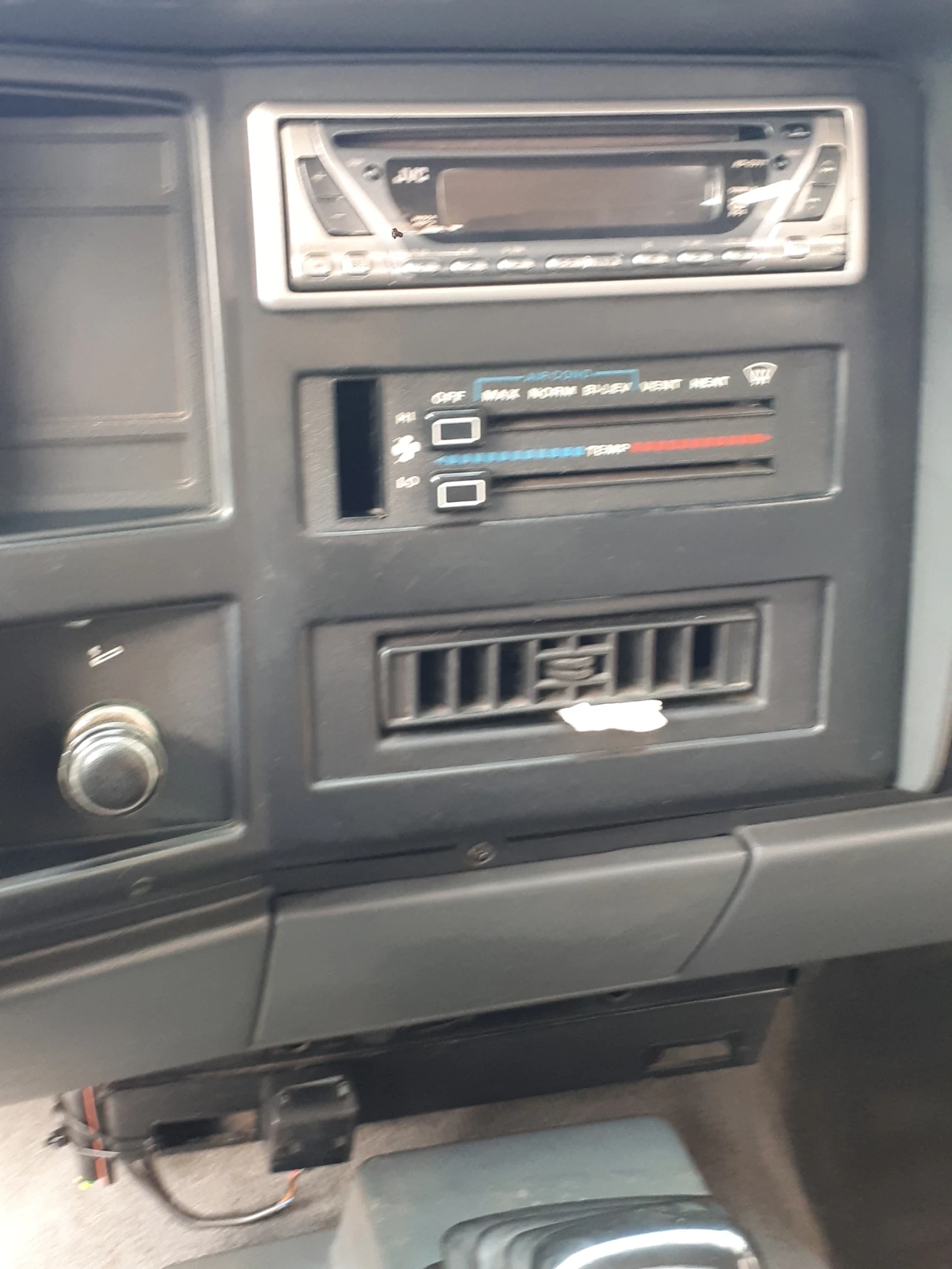 Jeep Cherokee  - изображение 6