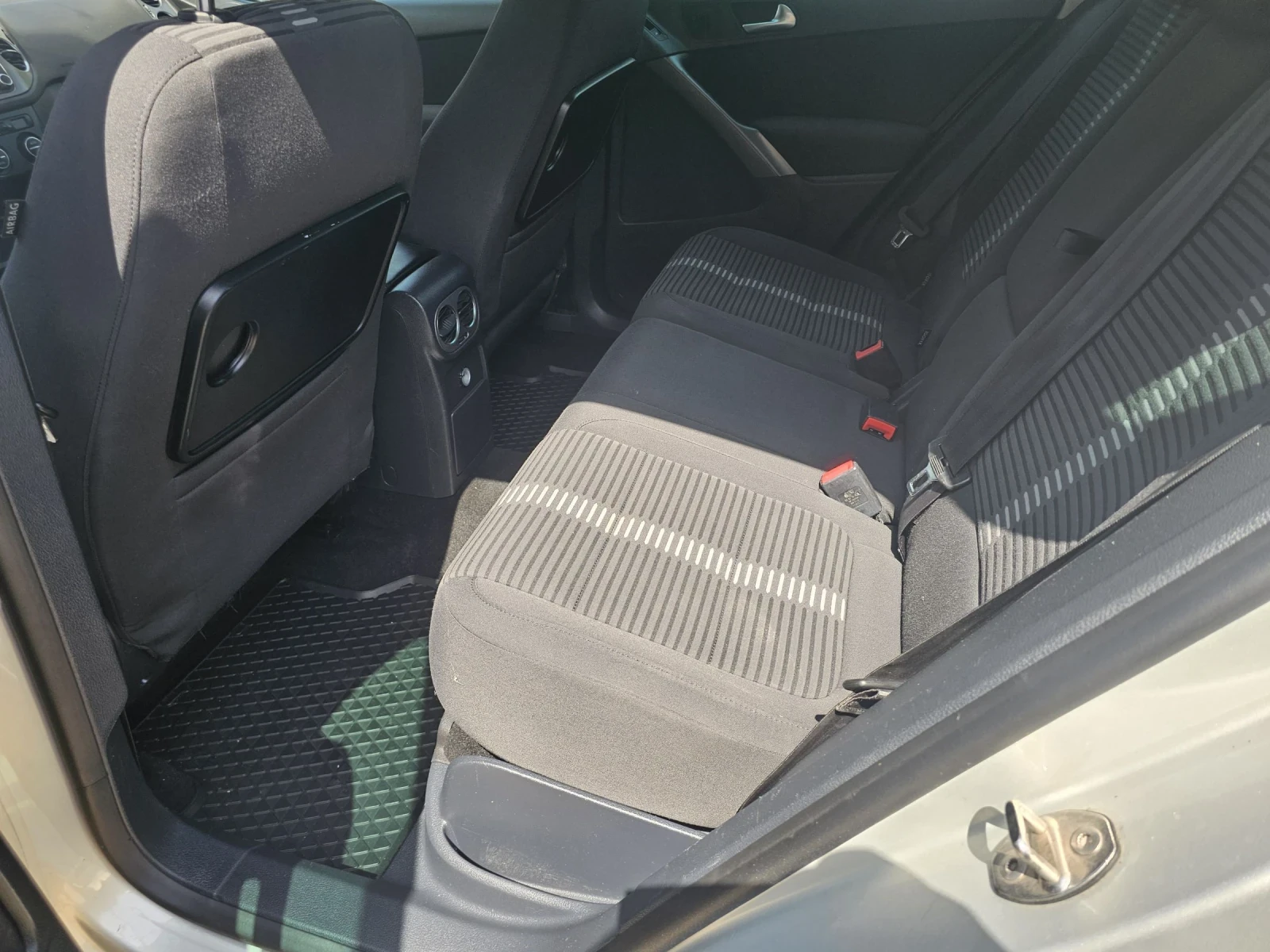 VW Tiguan 2.0tdi 4x4 140ks Common Real 0898544466 Бартер  - изображение 8