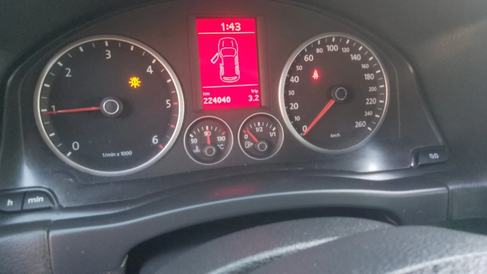 VW Tiguan 2.0tdi 4x4 140ks Common Real 0898544466 Бартер  - изображение 10