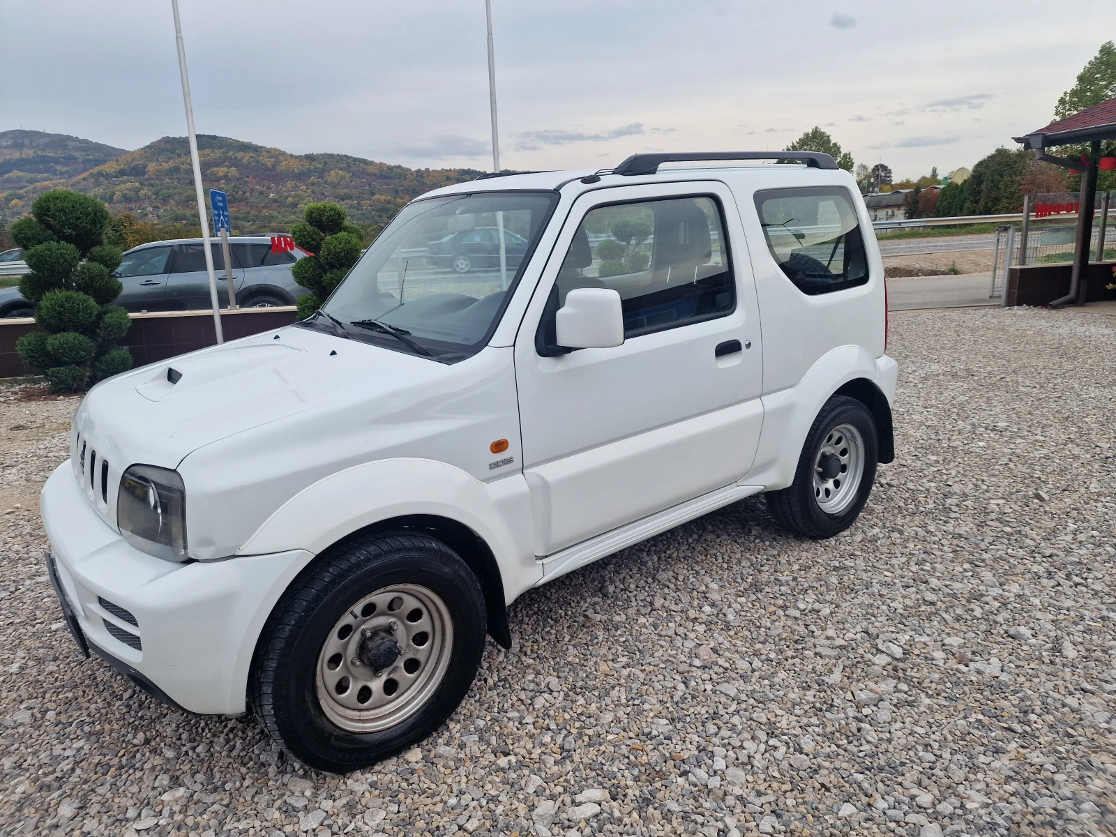 Suzuki Jimny 1.5DCI 4X4 - изображение 4