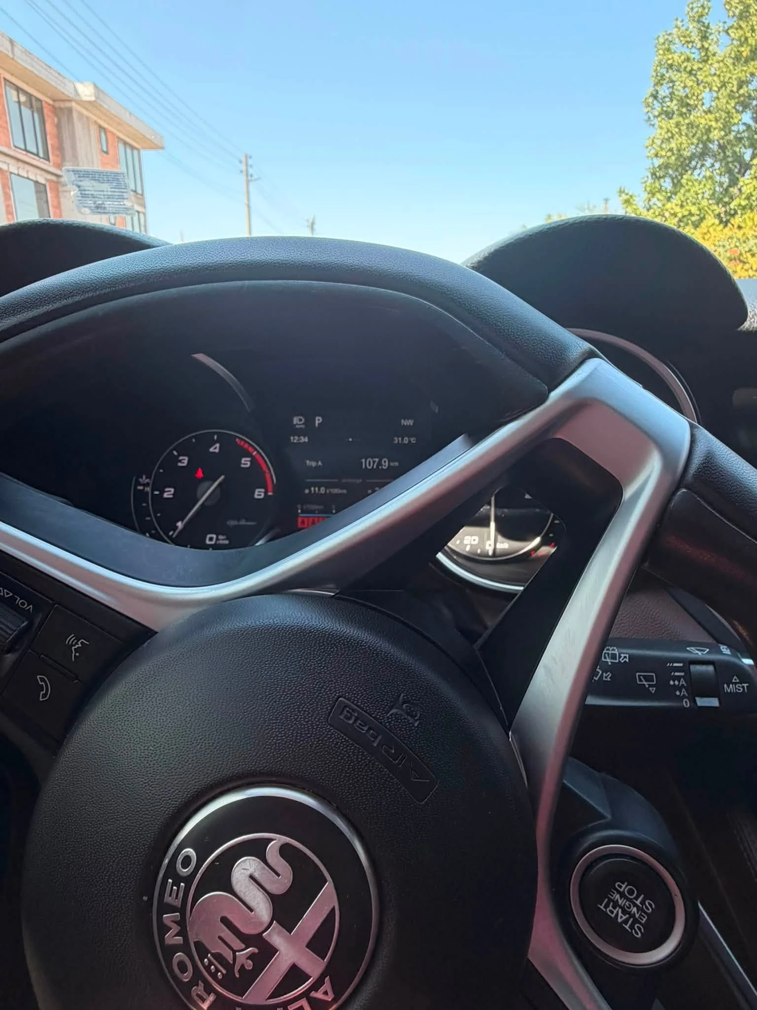Alfa Romeo Stelvio 2.2 JTDM 180hp, снимка 5 - Автомобили и джипове - 55829015
