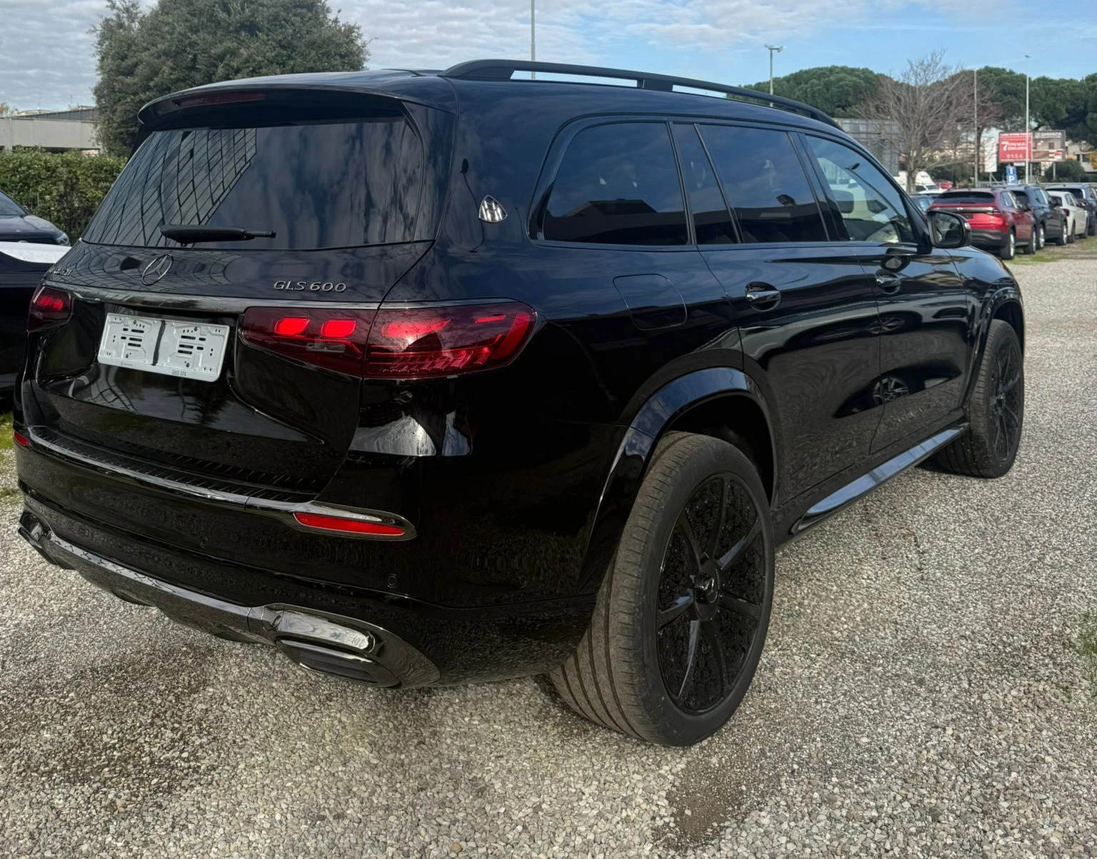 Mercedes-Benz GLS 600 Maybach* Night Series* TV - изображение 3