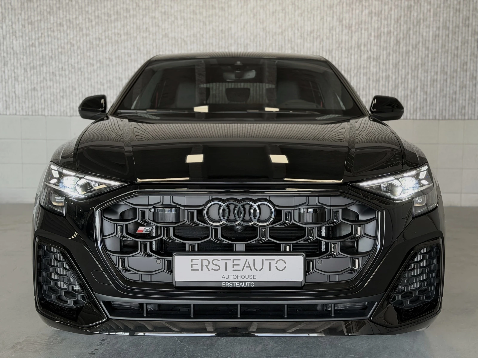 Audi SQ8 TSFI QUATTRO HEAD UP PANO 360 CAMERA, снимка 5 - Автомобили и джипове - 54465222