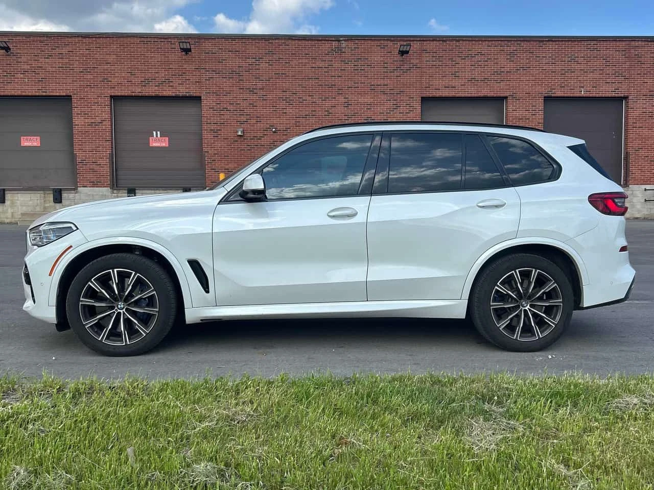 BMW X5 xDrive40i  CARFAX, снимка 2 - Автомобили и джипове - 54620651