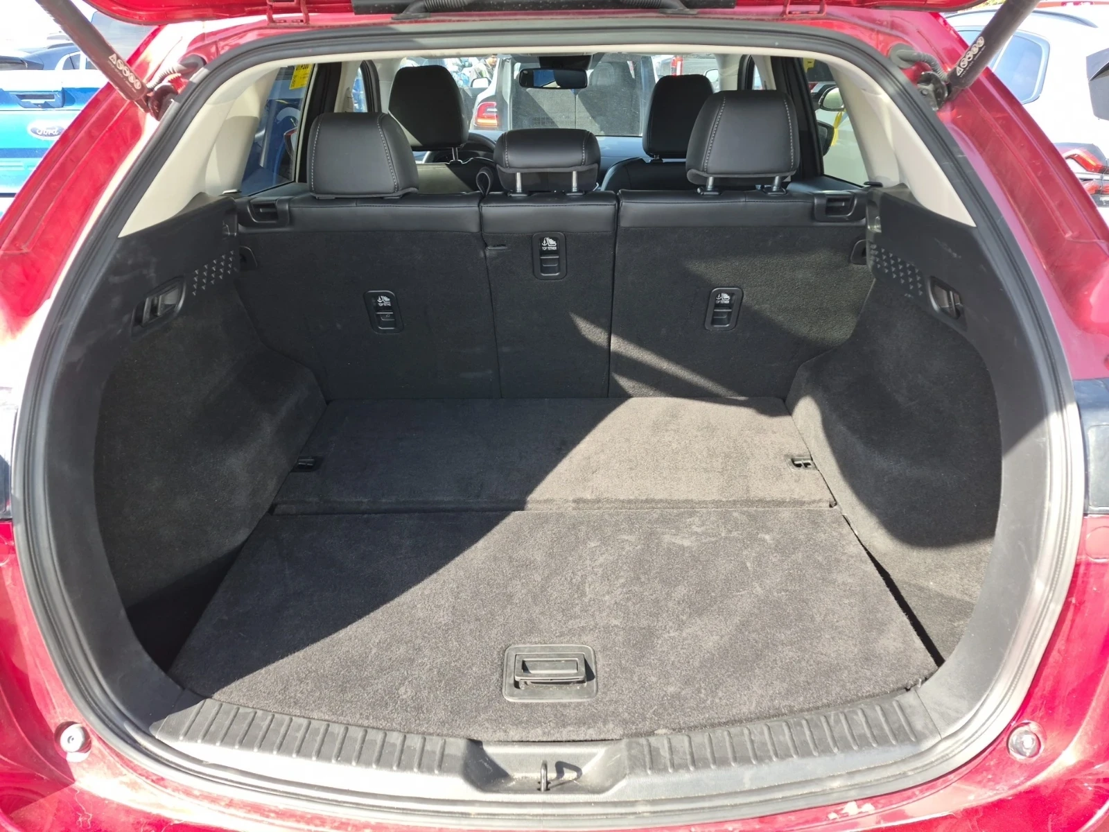 Mazda CX-5 AWD * КОЖА * КАМЕРА * BLIND SPOT * KEYLESS * 2025 , снимка 9 - Автомобили и джипове - 54668667