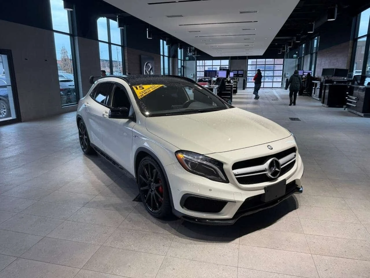 Mercedes-Benz GLA 45 AMG * CARFAX * ЦЕНА ДО БГ, снимка 3 - Автомобили и джипове - 54764140