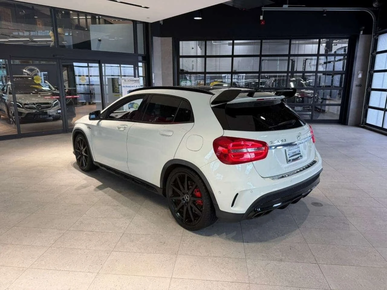 Mercedes-Benz GLA 45 AMG * CARFAX * ЦЕНА ДО БГ, снимка 7 - Автомобили и джипове - 54764140