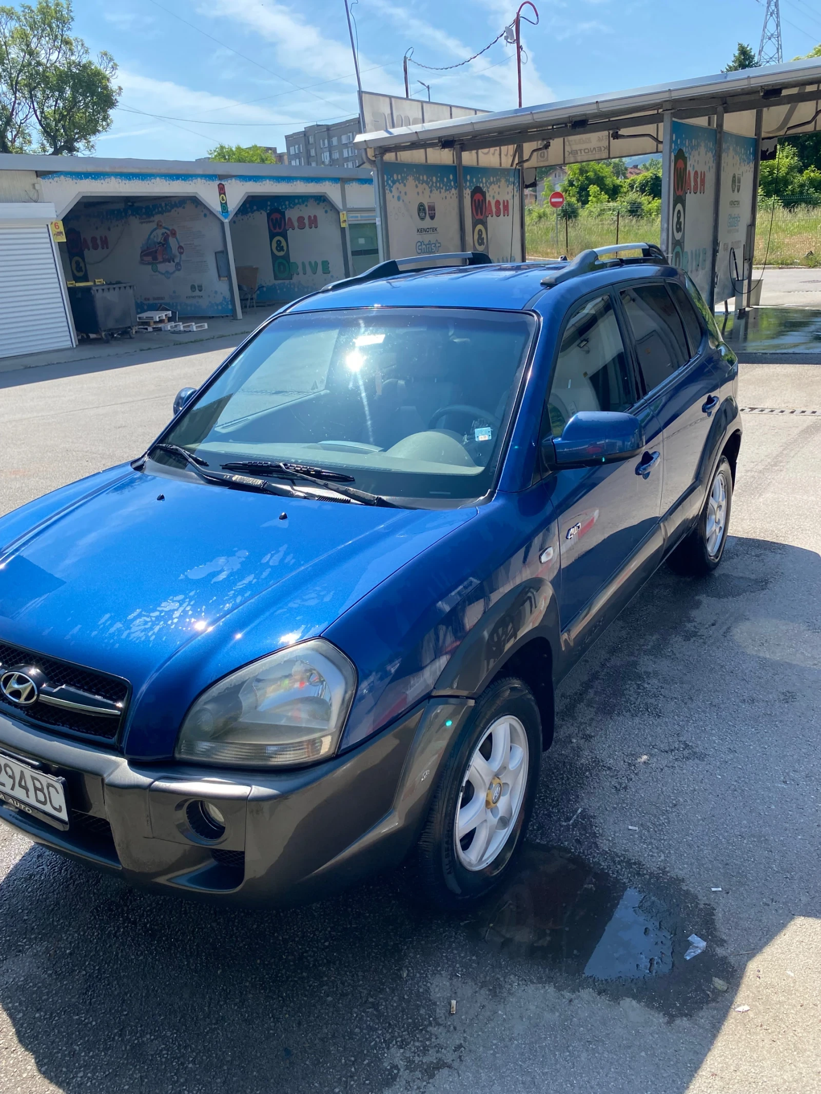Hyundai Tucson 2.0 crdi, снимка 2 - Автомобили и джипове - 54803920