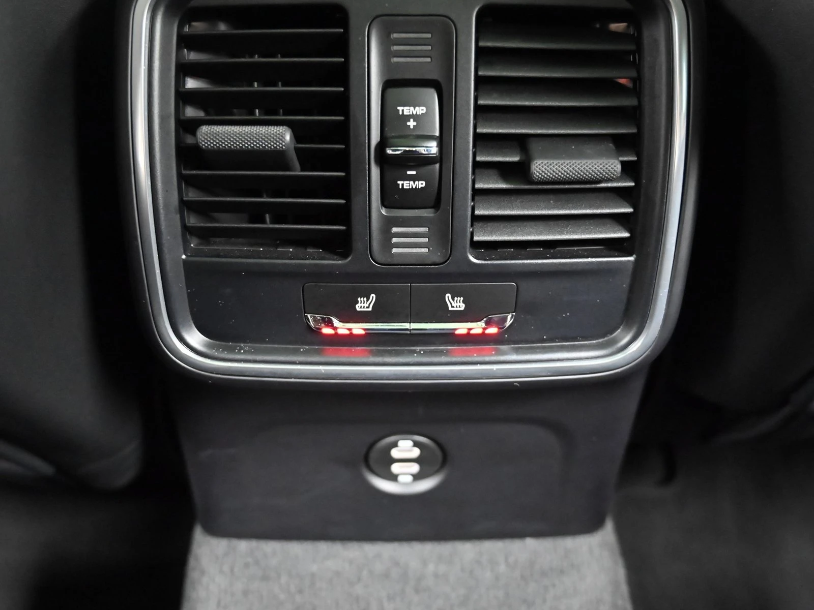 Porsche Macan НАЛИЧНА КРАЙНА ЦЕНА, снимка 15 - Автомобили и джипове - 55227137