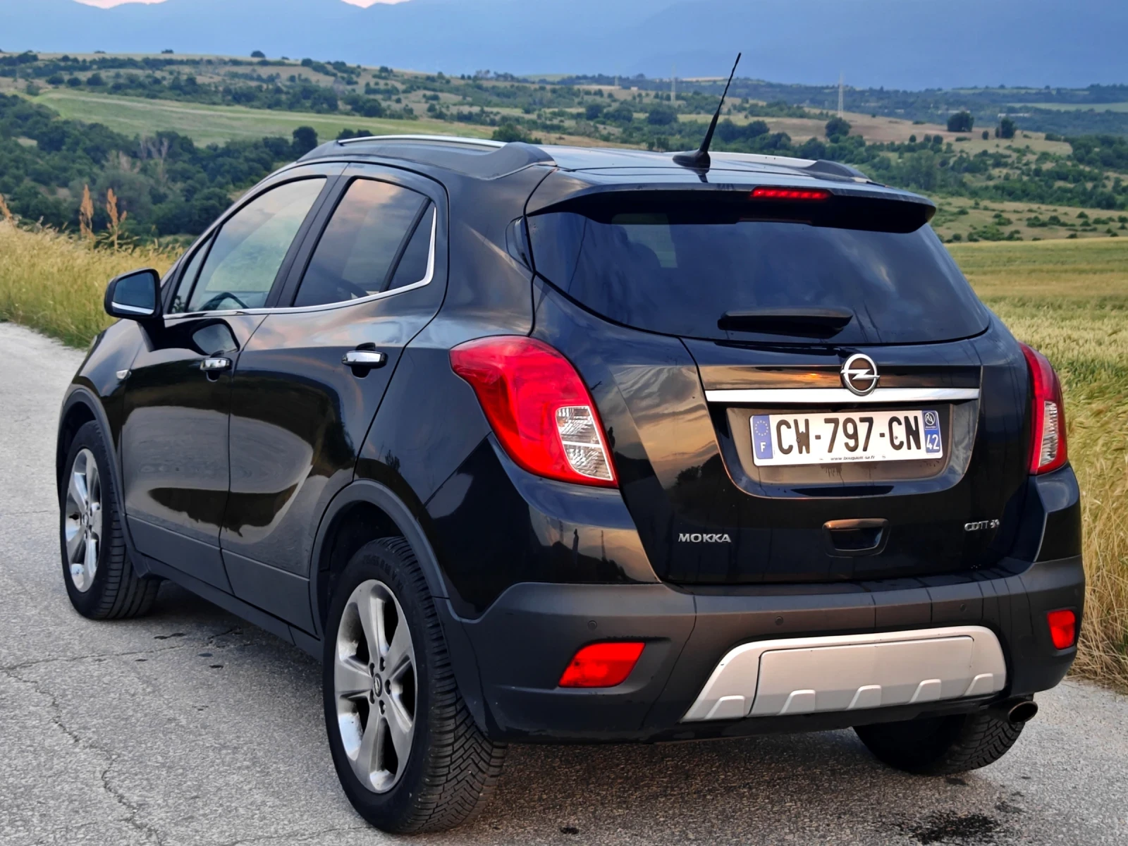 Opel Mokka 1.7 CDI COSMO NAVI 4x4 , снимка 3 - Автомобили и джипове - 55416530