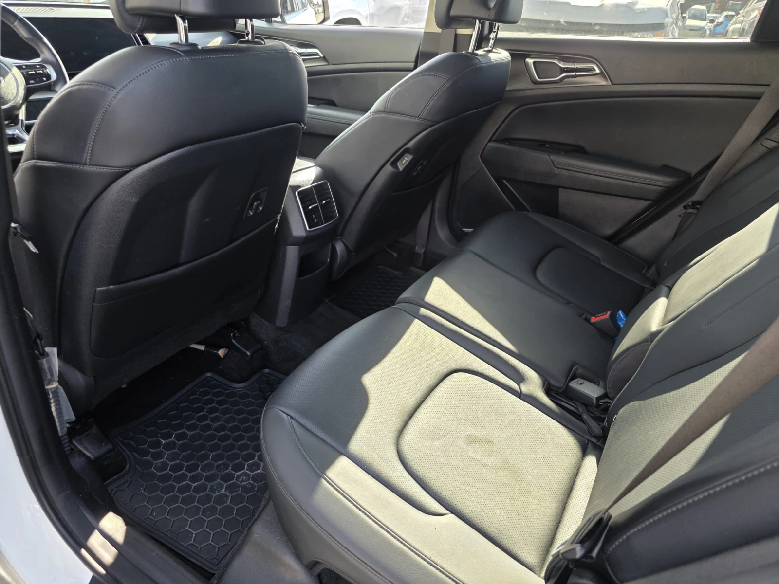 Kia Sportage ПАНО / ПРОГНОЗНА ЦЕНА до БГ, снимка 14 - Автомобили и джипове - 55618776