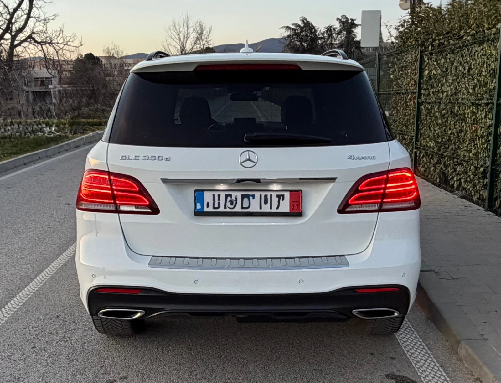 Mercedes-Benz GLE 350 CDI* AMG* PANORAMA, снимка 2 - Автомобили и джипове - 55812074