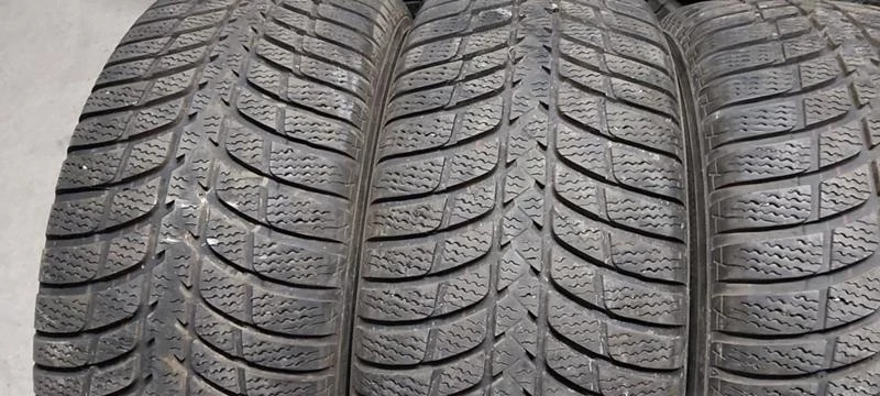 Гуми Зимни 235/60R16, снимка 3 - Гуми и джанти - 30950945