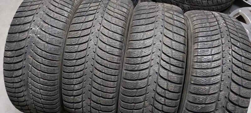 Гуми Зимни 235/60R16, снимка 2 - Гуми и джанти - 30950945