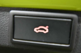 Skoda Octavia 2.0TDI* RS* PANO* DISTR* KEYLESS* MEMORY* , снимка 8