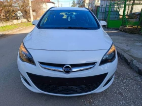 Opel Astra 1.4Т GAZ, снимка 1