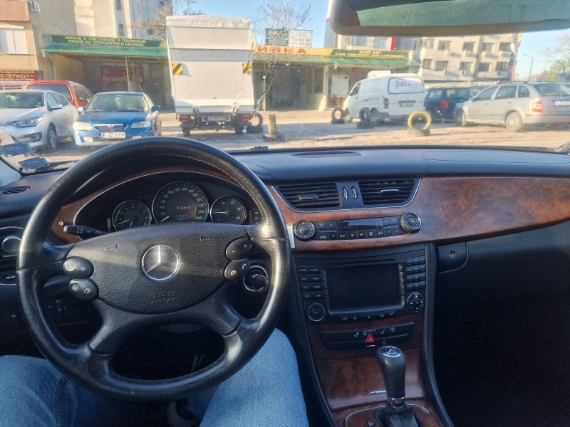 Mercedes-Benz CLS 320 CLS W219 320CDI, снимка 9 - Автомобили и джипове - 45973752
