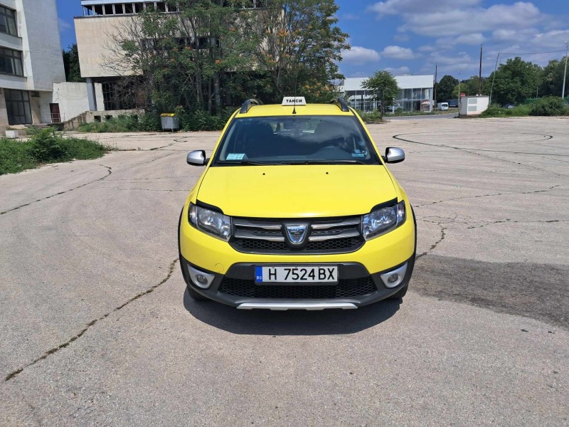 Dacia Sandero, снимка 1 - Автомобили и джипове - 46385126