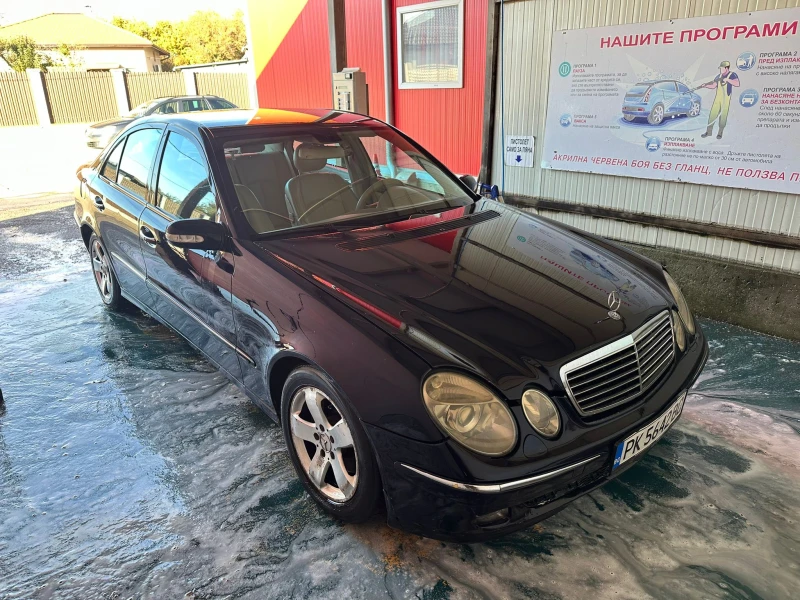 Mercedes-Benz E 220, снимка 2 - Автомобили и джипове - 47908420