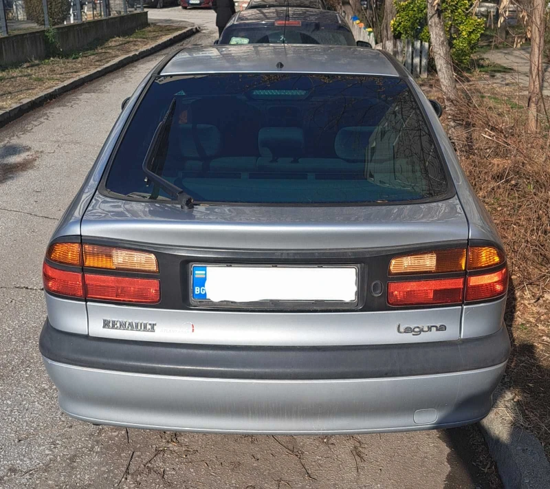 Renault Laguna 16V, снимка 3 - Автомобили и джипове - 48638596