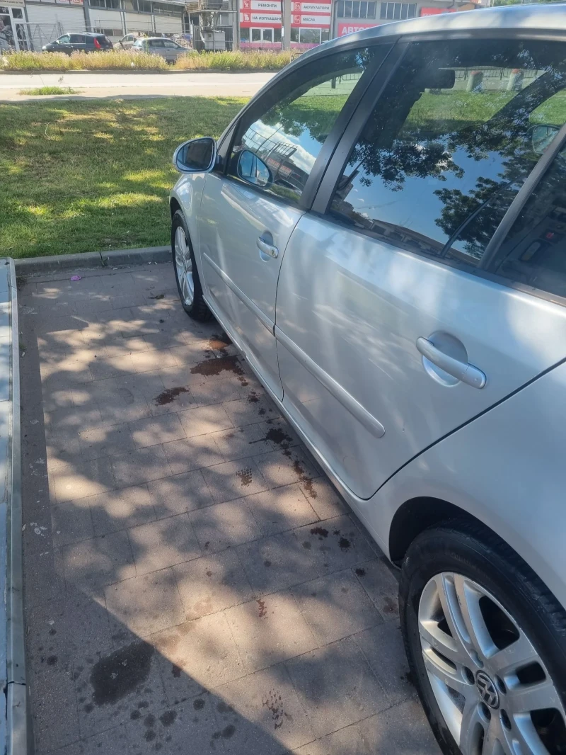 VW Golf GOLF 5, снимка 5 - Автомобили и джипове - 50181717