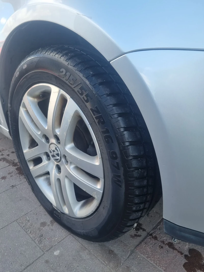 VW Golf GOLF 5, снимка 2 - Автомобили и джипове - 50181717