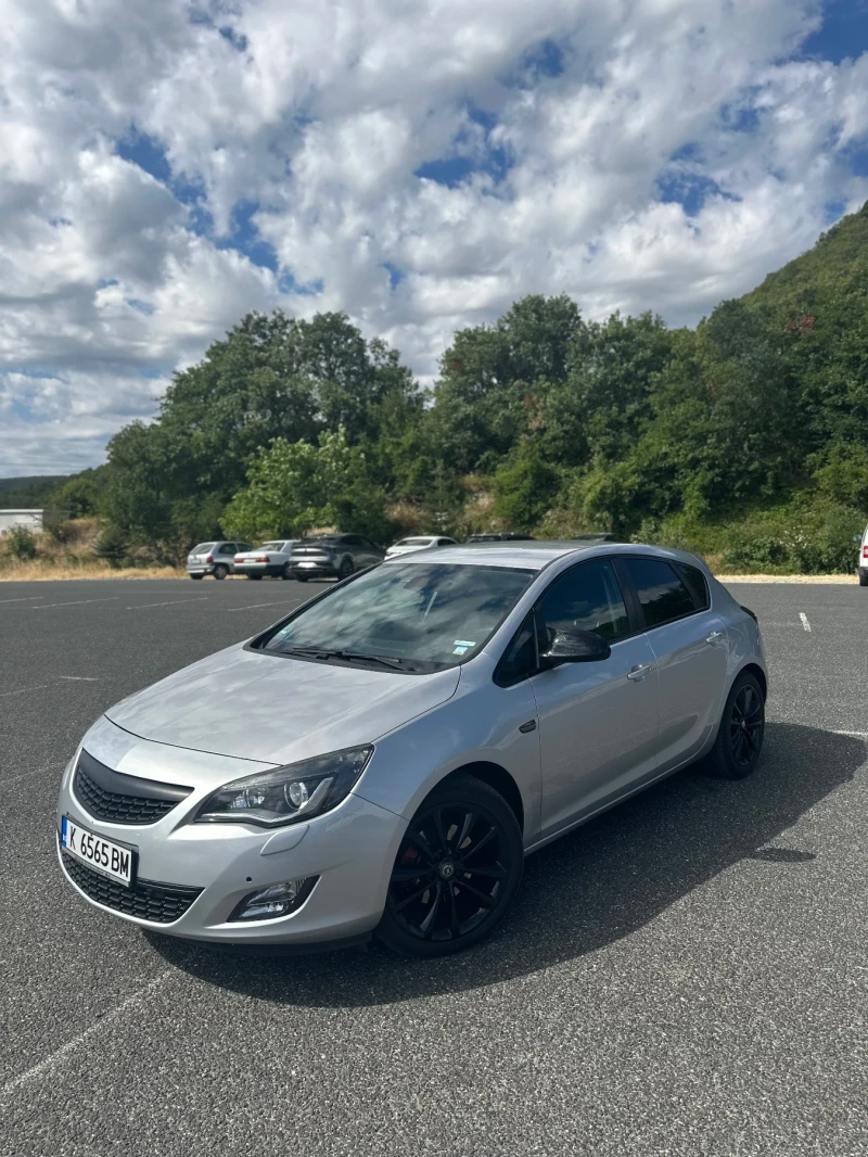 Opel Astra 2.0 CDTI, снимка 3 - Автомобили и джипове - 52351692