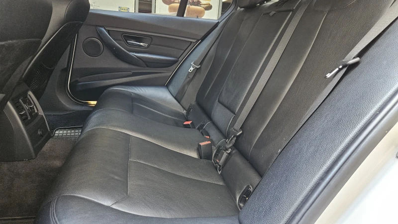 BMW 328 328i/360CAMERA/, снимка 16 - Автомобили и джипове - 52773769