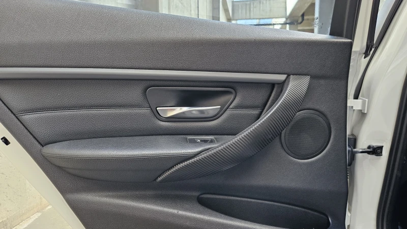 BMW 328 328i/360CAMERA/, снимка 14 - Автомобили и джипове - 52773769