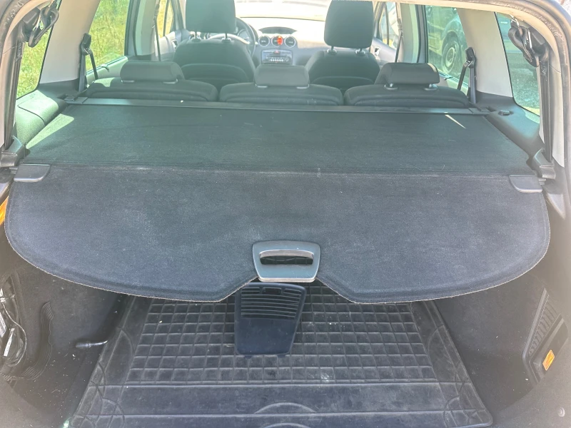 Peugeot 308 1.6hdi, снимка 7 - Автомобили и джипове - 51775771