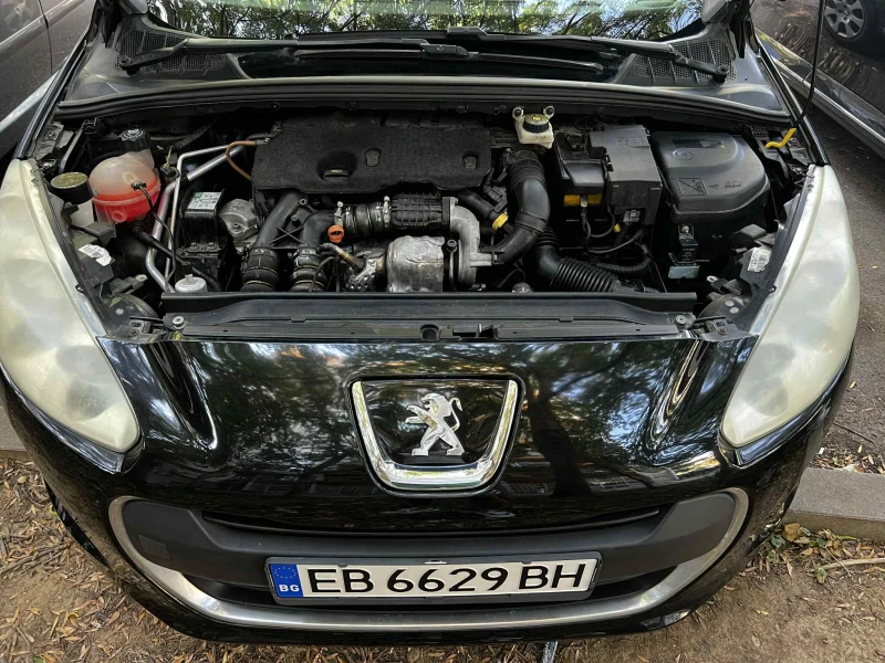 Peugeot 308 1.6 HDI, Facelift, снимка 10 - Автомобили и джипове - 51778050