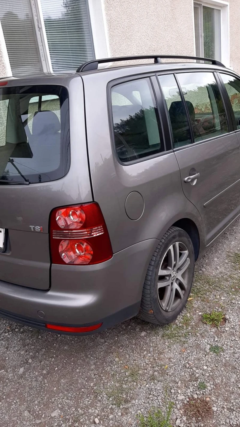 VW Touran, снимка 2 - Автомобили и джипове - 52680483