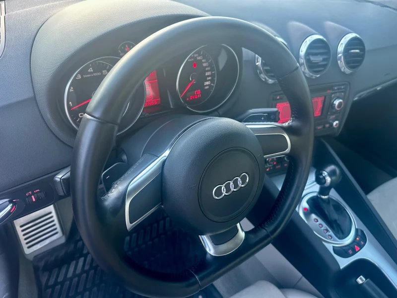 Audi Tt 2.0I* AUTOMAT* KOJA* REALNI KM* , снимка 9 - Автомобили и джипове - 52415095