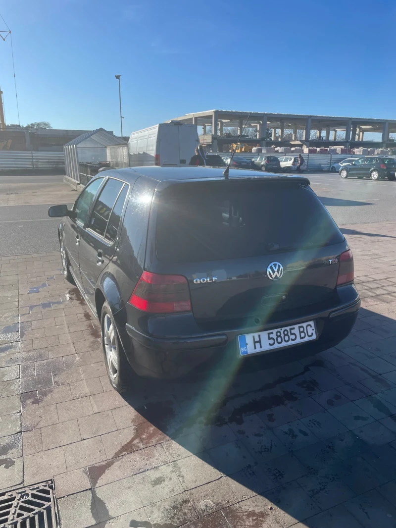 VW Golf, снимка 4 - Автомобили и джипове - 52797440