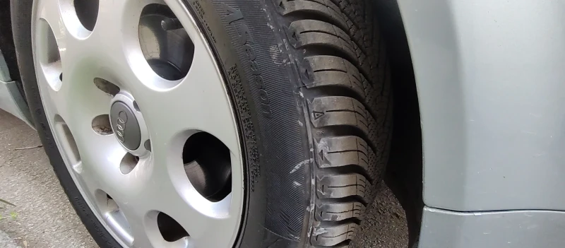 Audi A4 Седан, снимка 16 - Автомобили и джипове - 53315783