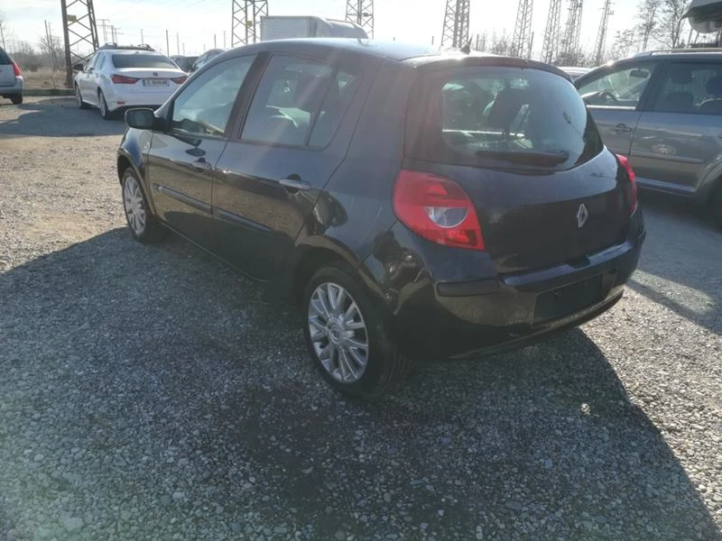 Renault Clio 1.5CDI/НА ЧАСТИ , снимка 4 - Автомобили и джипове - 31598375