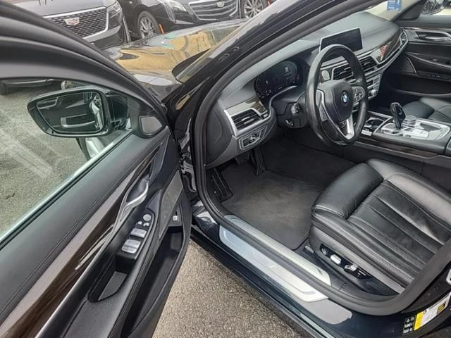 BMW 740 LONG* HARMAN\KARDON* KEYLESS* ФИКСИРАНА ЦЕНА, снимка 7 - Автомобили и джипове - 49480152