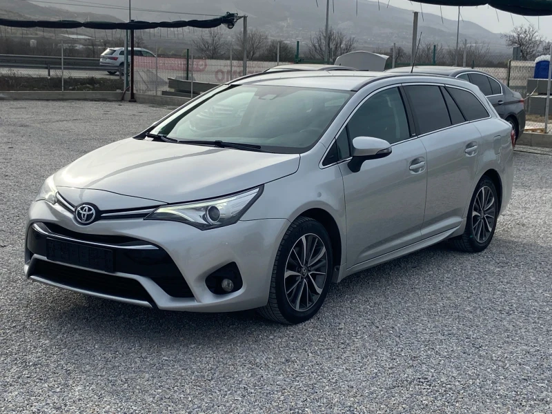 Toyota Avensis 1.8 DISTRONIK, NAVI, KAYLESS GO, LANE ASISTENT - 24900 лв. - 33337208 1
