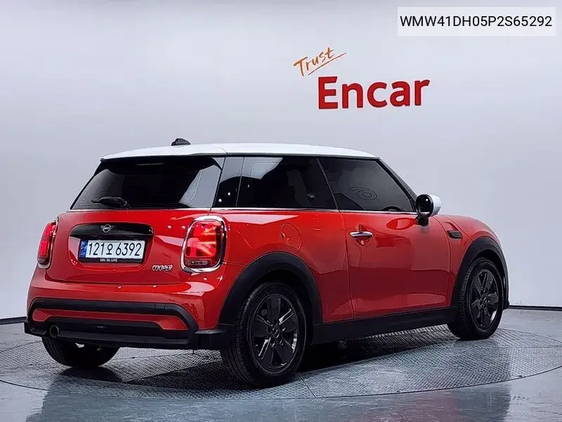 Mini Cooper 1.5L TwinTurbo / Navi / Camera / Carfax, снимка 4 - Автомобили и джипове - 54653221