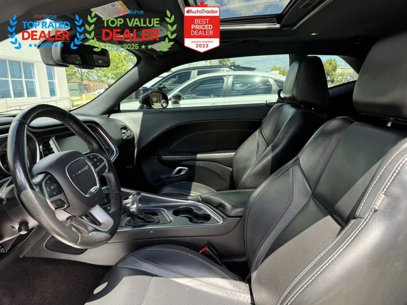 Dodge Challenger 5.7 R/T Alpine sound, снимка 12 - Автомобили и джипове - 55894753