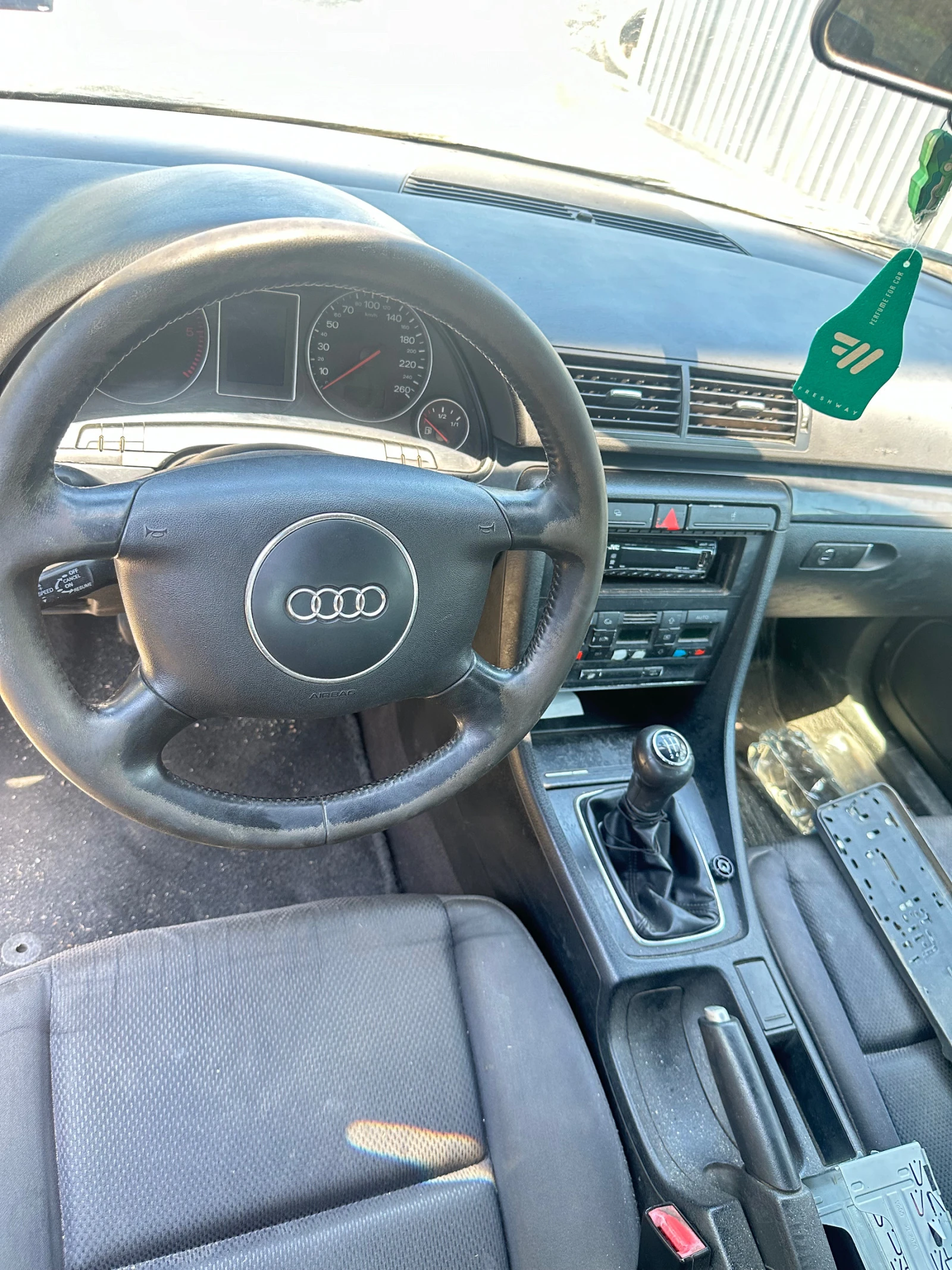 Audi A4 1.9TDI 131 коня 2 броя - изображение 8